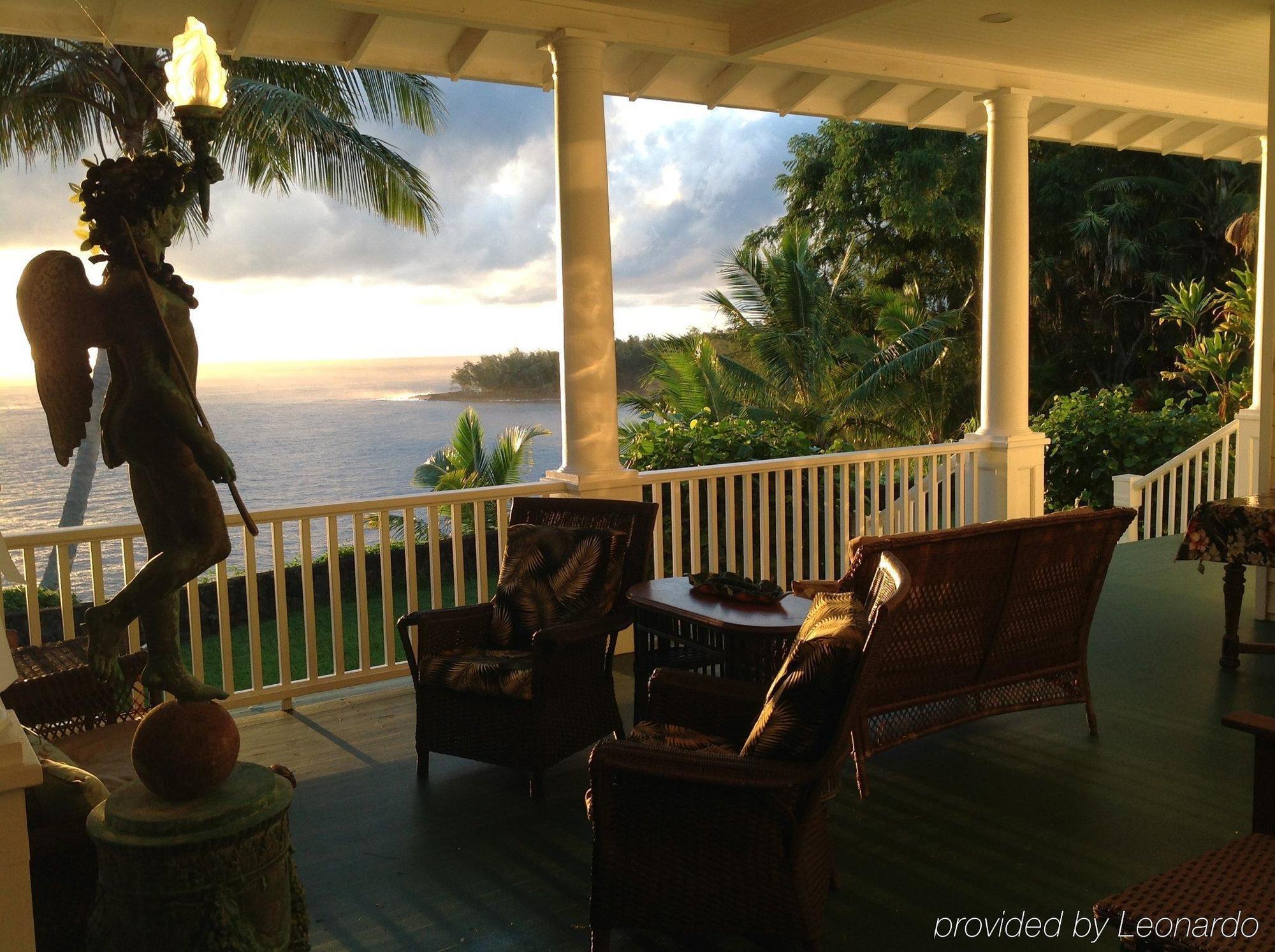 The Palms Cliff House Inn Honomu Экстерьер фото