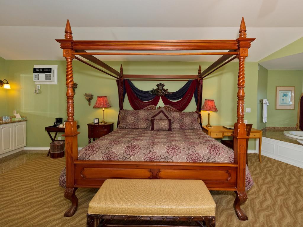 The Palms Cliff House Inn Honomu Экстерьер фото