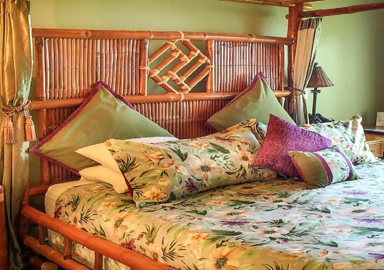 The Palms Cliff House Inn Honomu Экстерьер фото